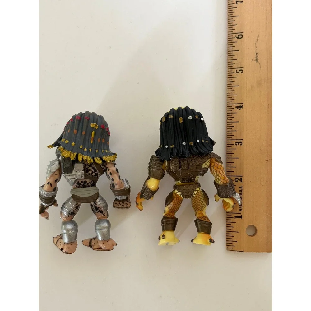 Predator Series Loyal Subjects Posable Action Figures City Hunter Elder Toys